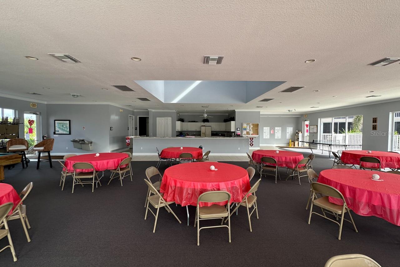 Image 10 of 47 For 9900 Fiddlers Green Circle 239