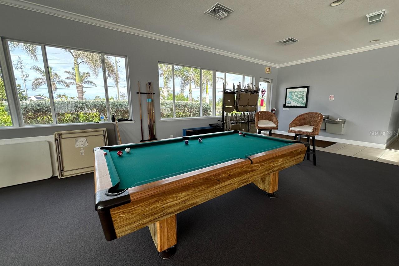 Image 13 of 47 For 9900 Fiddlers Green Circle 239