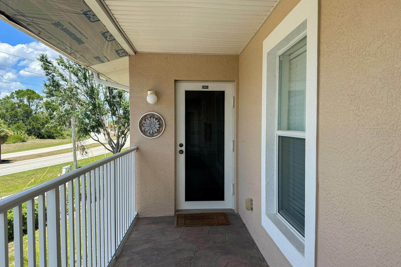 Image 40 of 47 For 9900 Fiddlers Green Circle 239