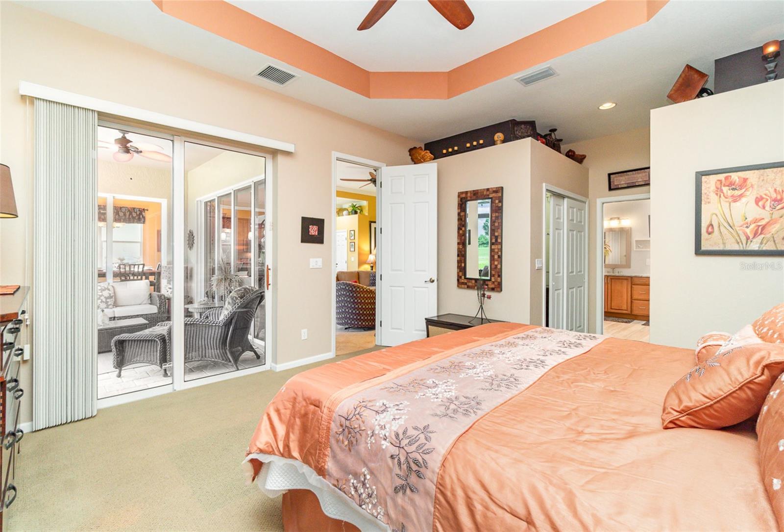 Image 15 of 62 For 13376 Golf Pointe Drive