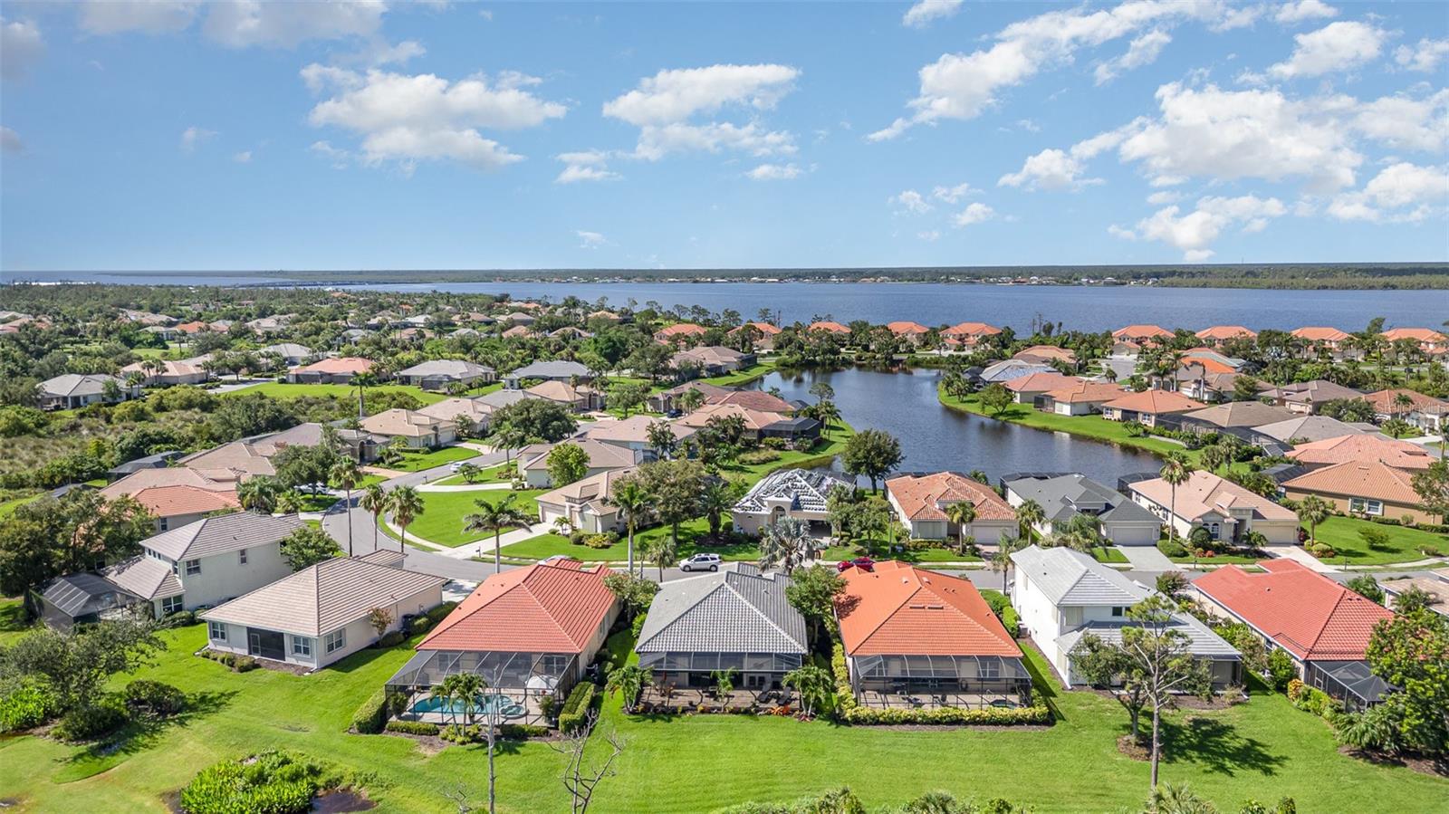 Image 31 of 62 For 13376 Golf Pointe Drive