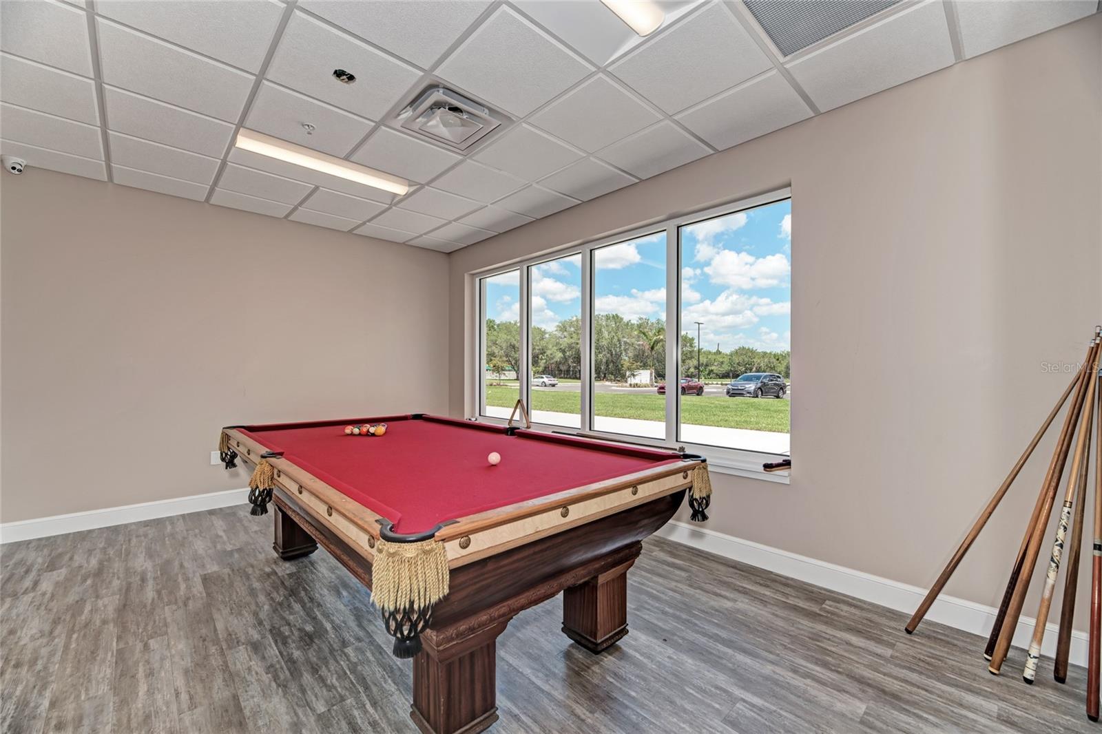Image 49 of 62 For 13376 Golf Pointe Drive