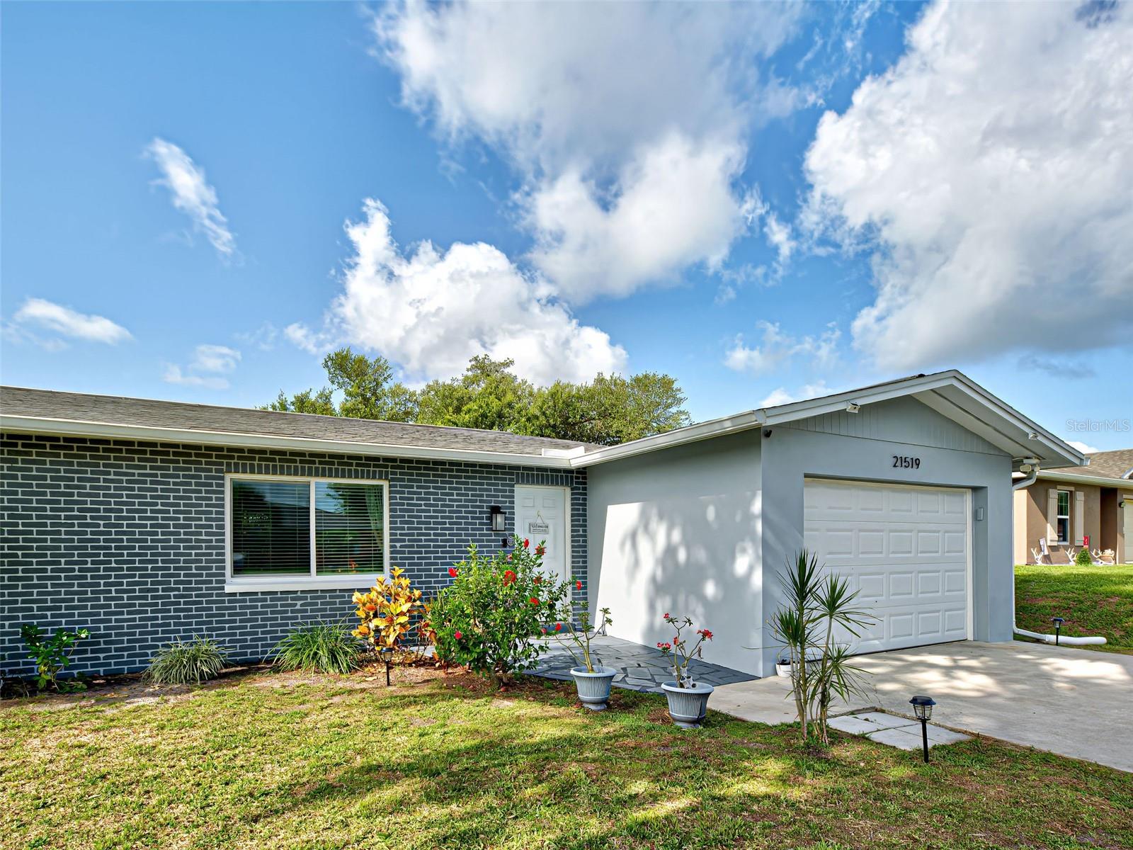 Image 2 of 45 For 21519 Fairway Ave