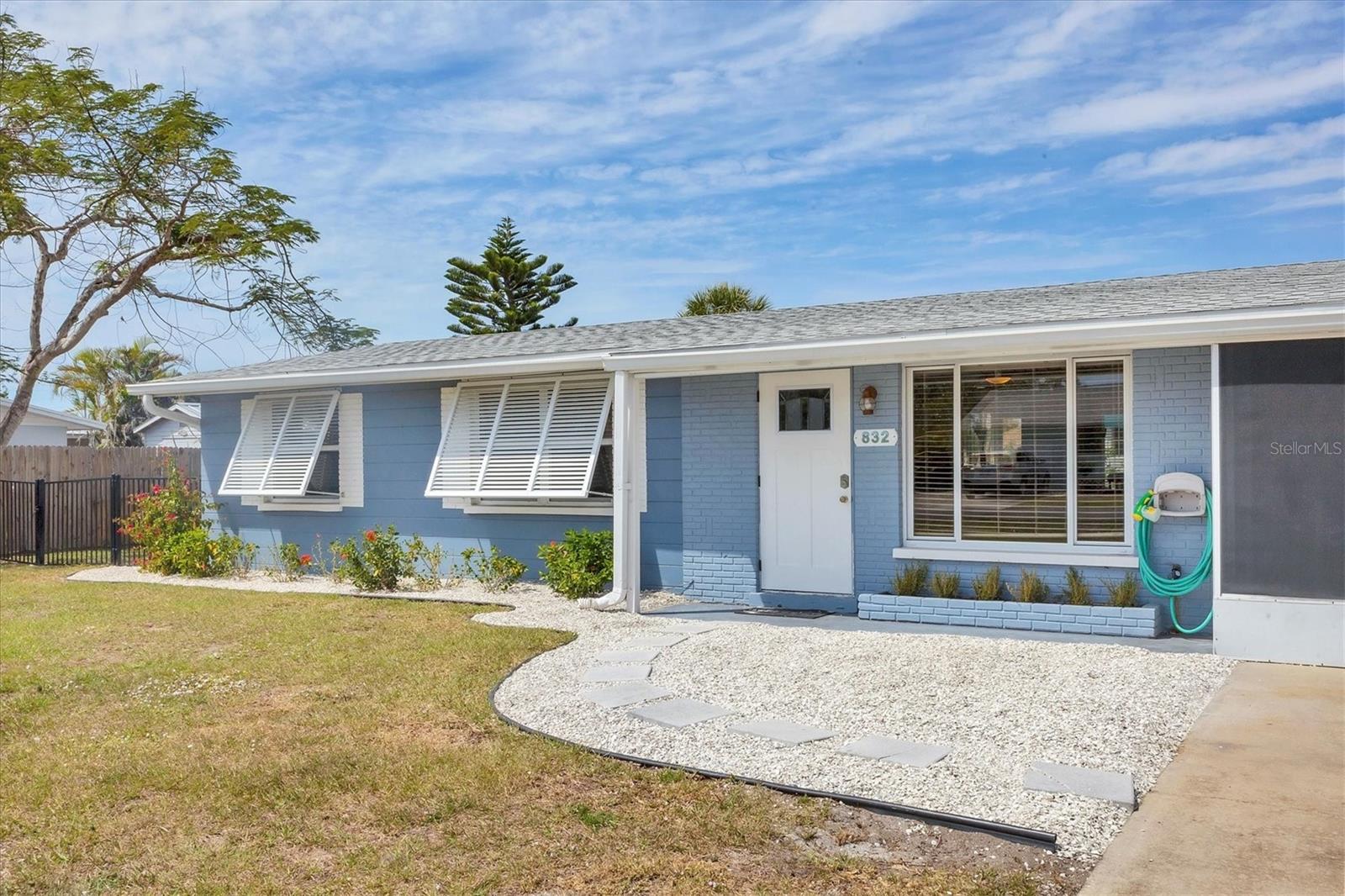 Image 6 of 37 For 832 4th Street