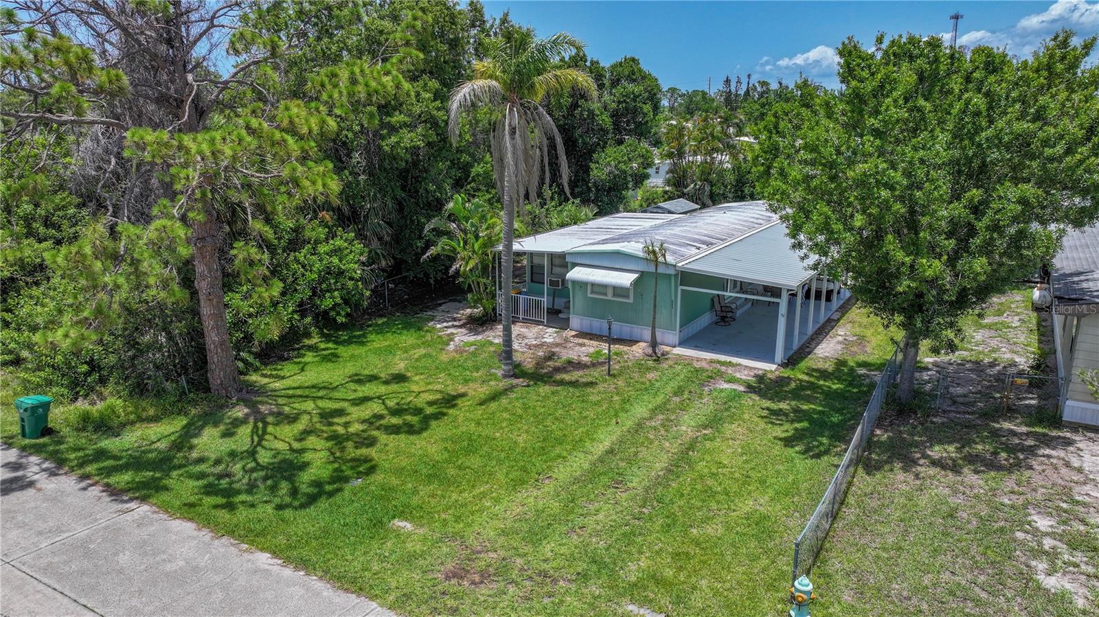 Image 3 of 31 For 8224 Pinetree Lane
