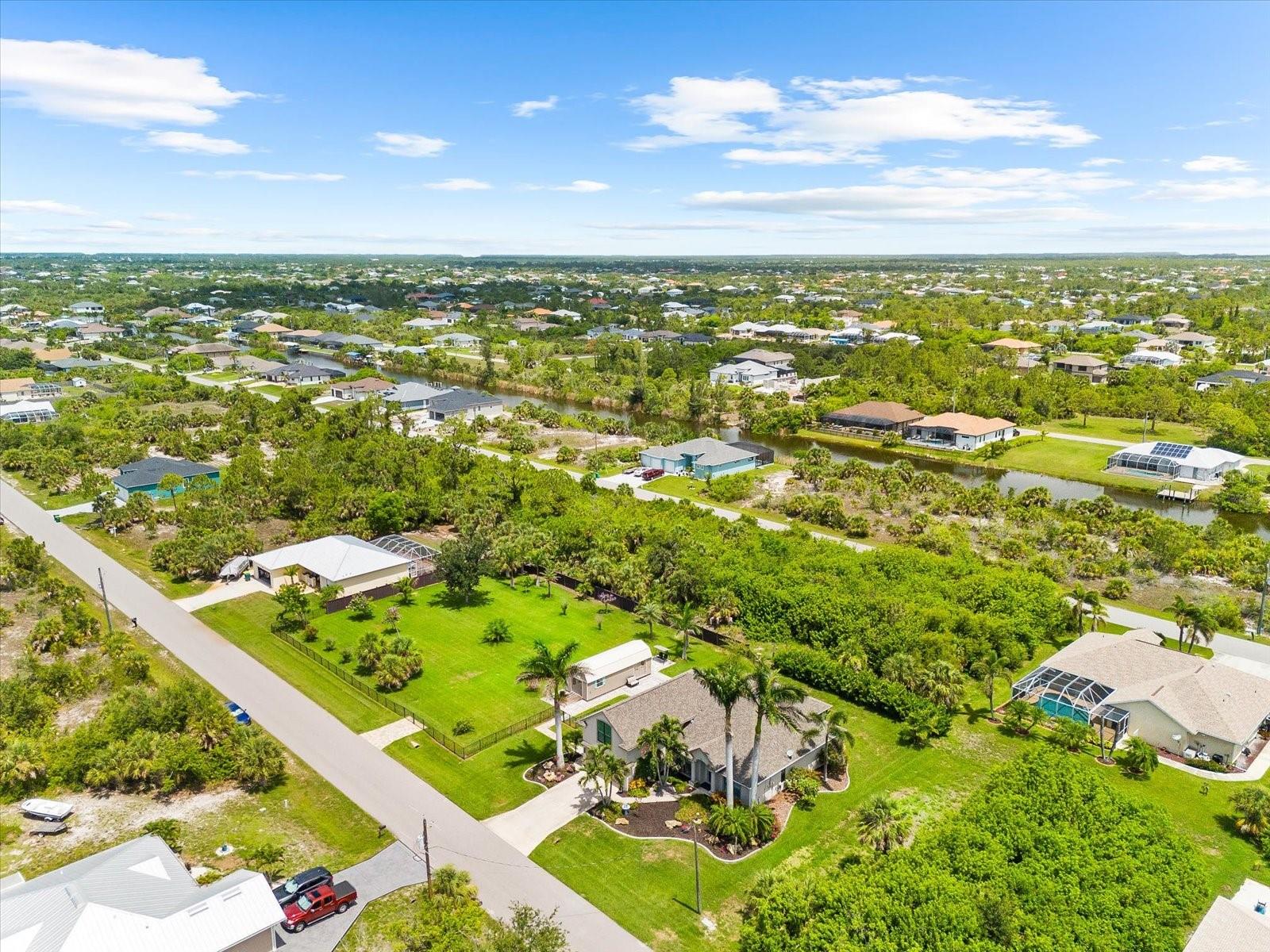Details for 15521 Lakeland Circle, PORT CHARLOTTE, FL 33981