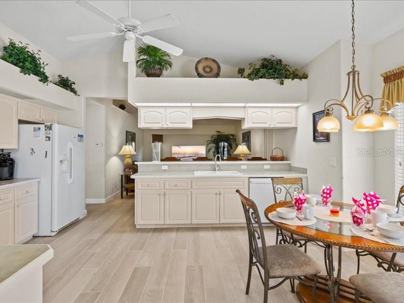 Image 15 of 72 For 23 Pine Valley Court