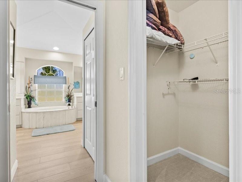 Image 30 of 72 For 23 Pine Valley Court