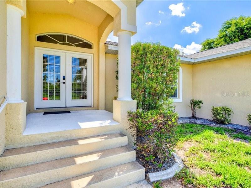 Image 4 of 72 For 23 Pine Valley Court