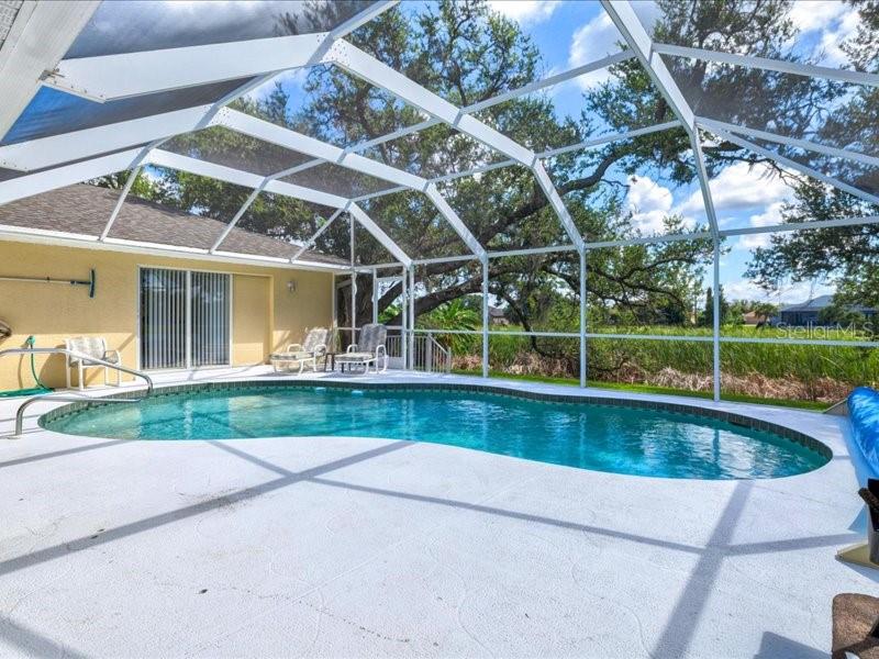 Image 50 of 72 For 23 Pine Valley Court