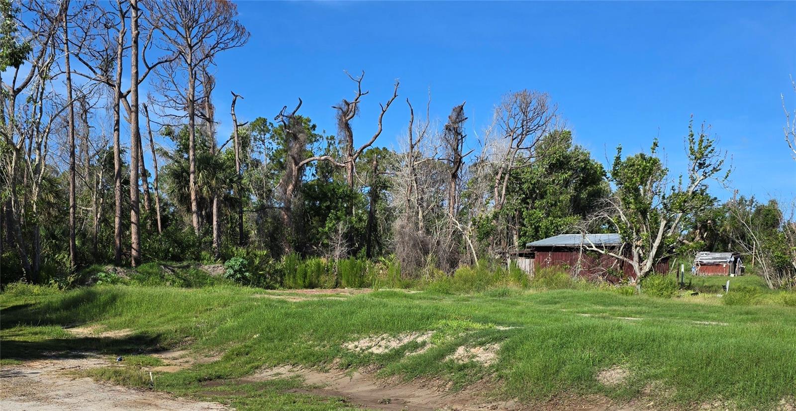 Image 3 of 11 For 160 Crestview Drive B17
