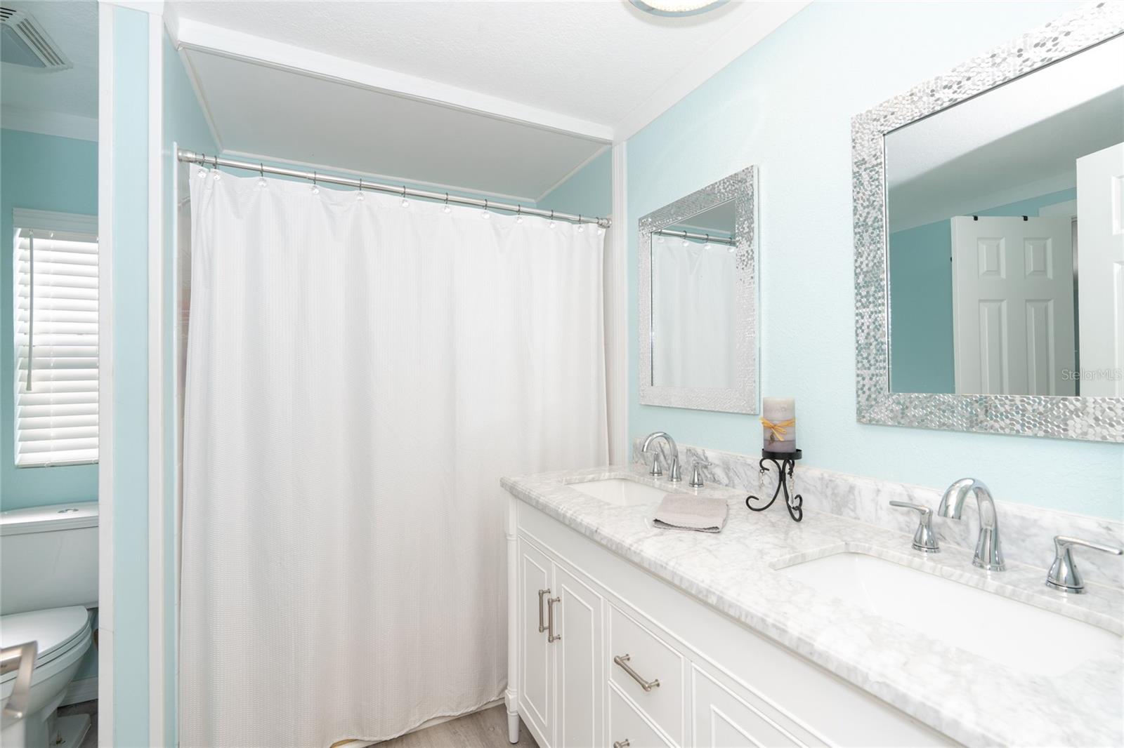 Image 12 of 19 For 8243 Pinetree Lane