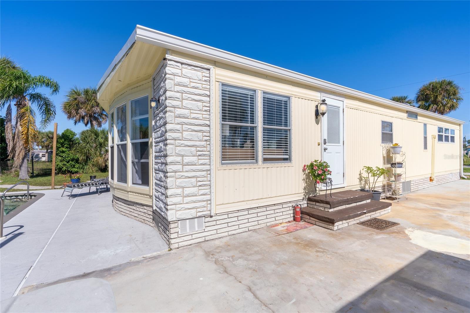 Image 2 of 19 For 8243 Pinetree Lane