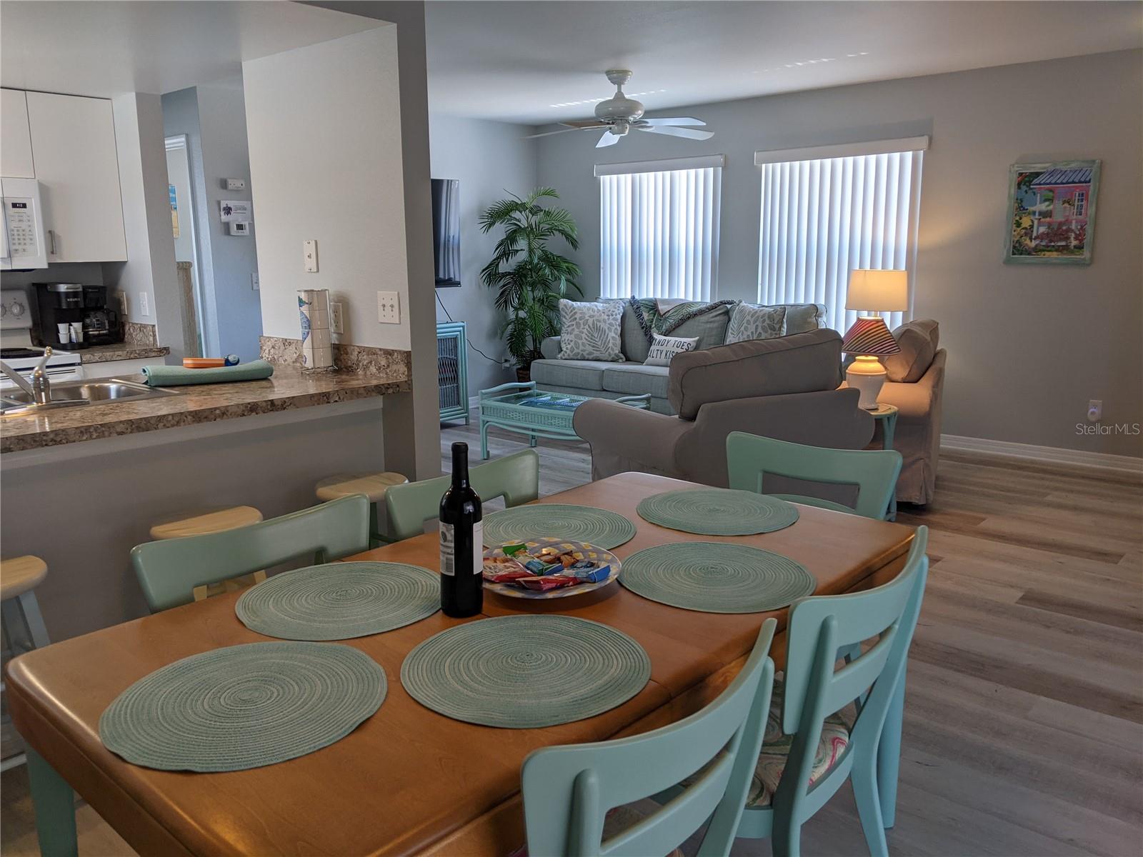 Image 17 of 56 For 2373 Beach Road 1c