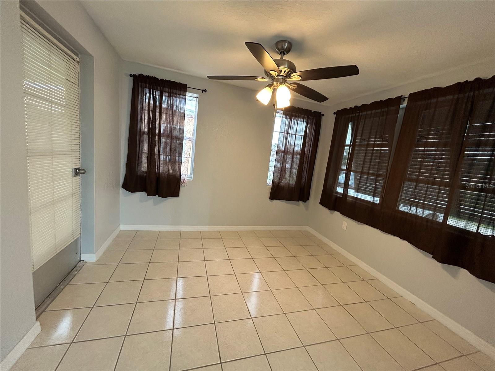 Image 13 of 18 For 8630 Aero Avenue