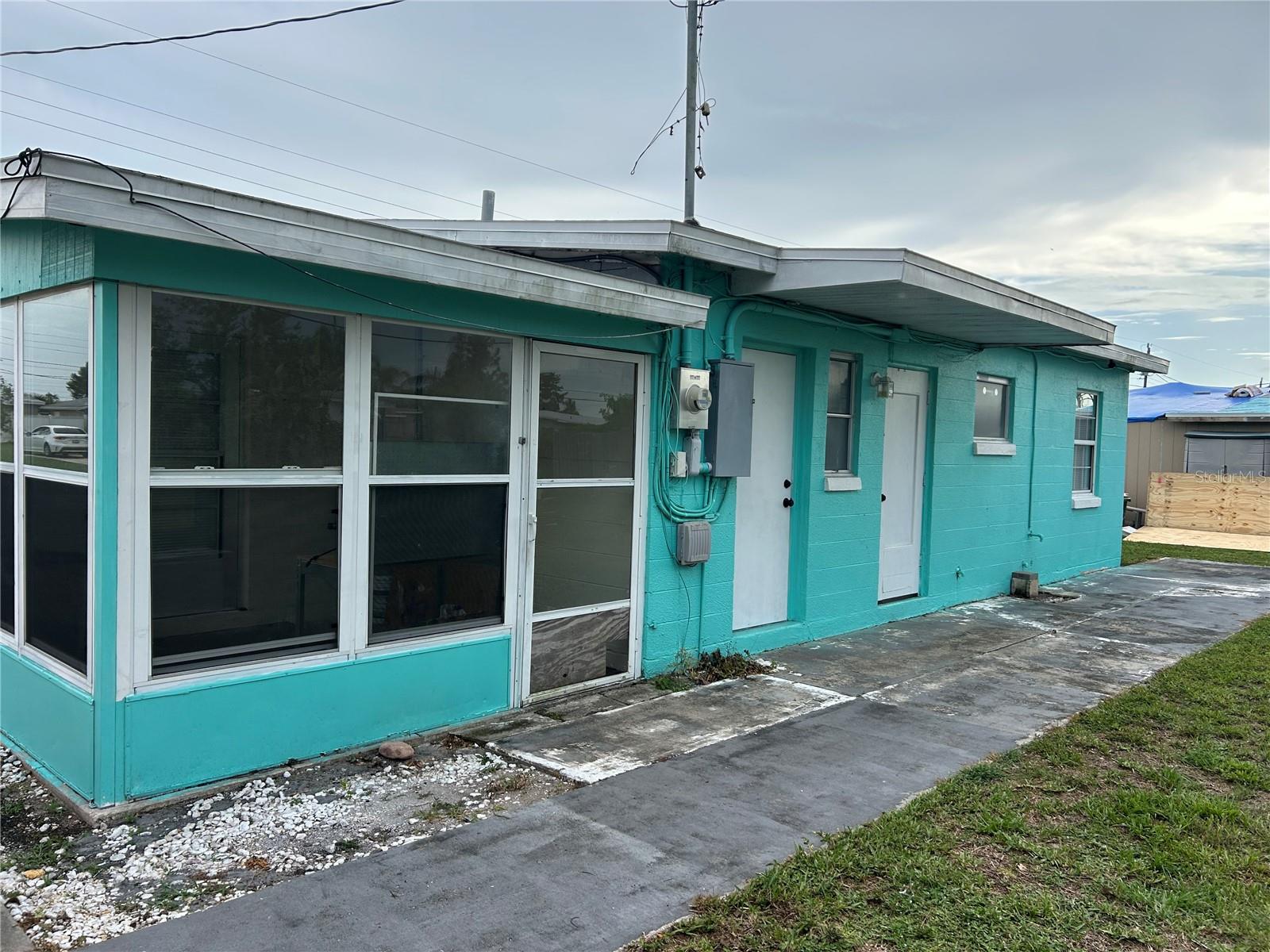 Image 2 of 18 For 8630 Aero Avenue