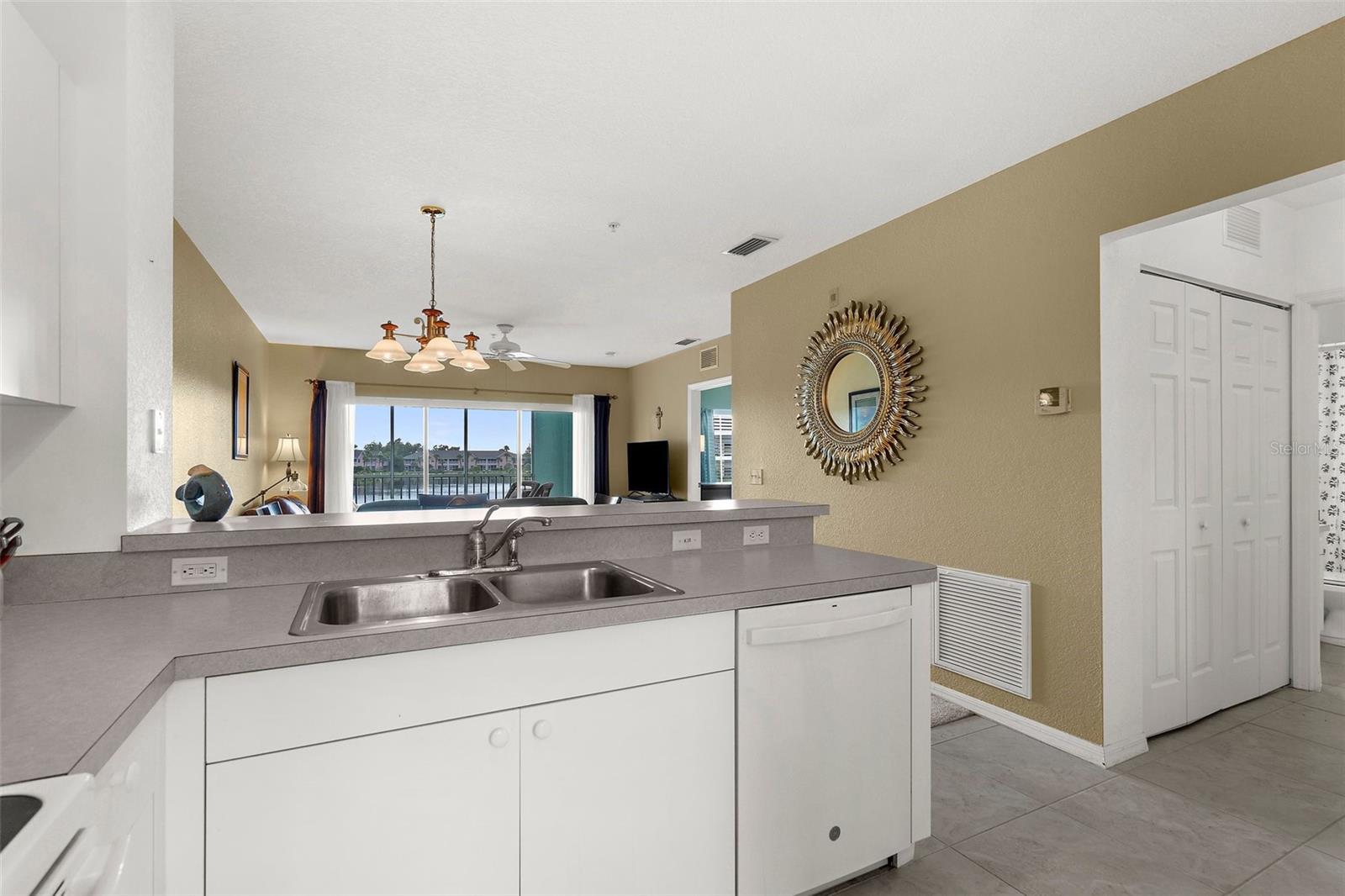 Image 9 of 27 For 19375 Water Oak Drive 203