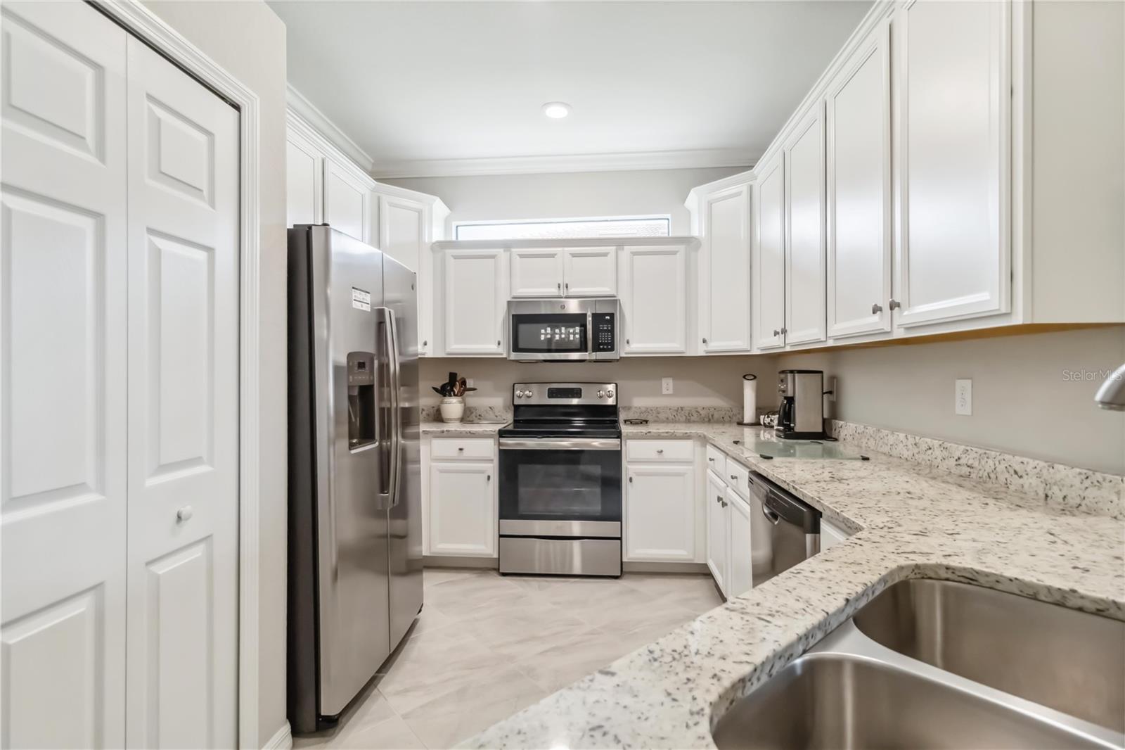 Image 17 of 62 For 24028 Canterwood Way