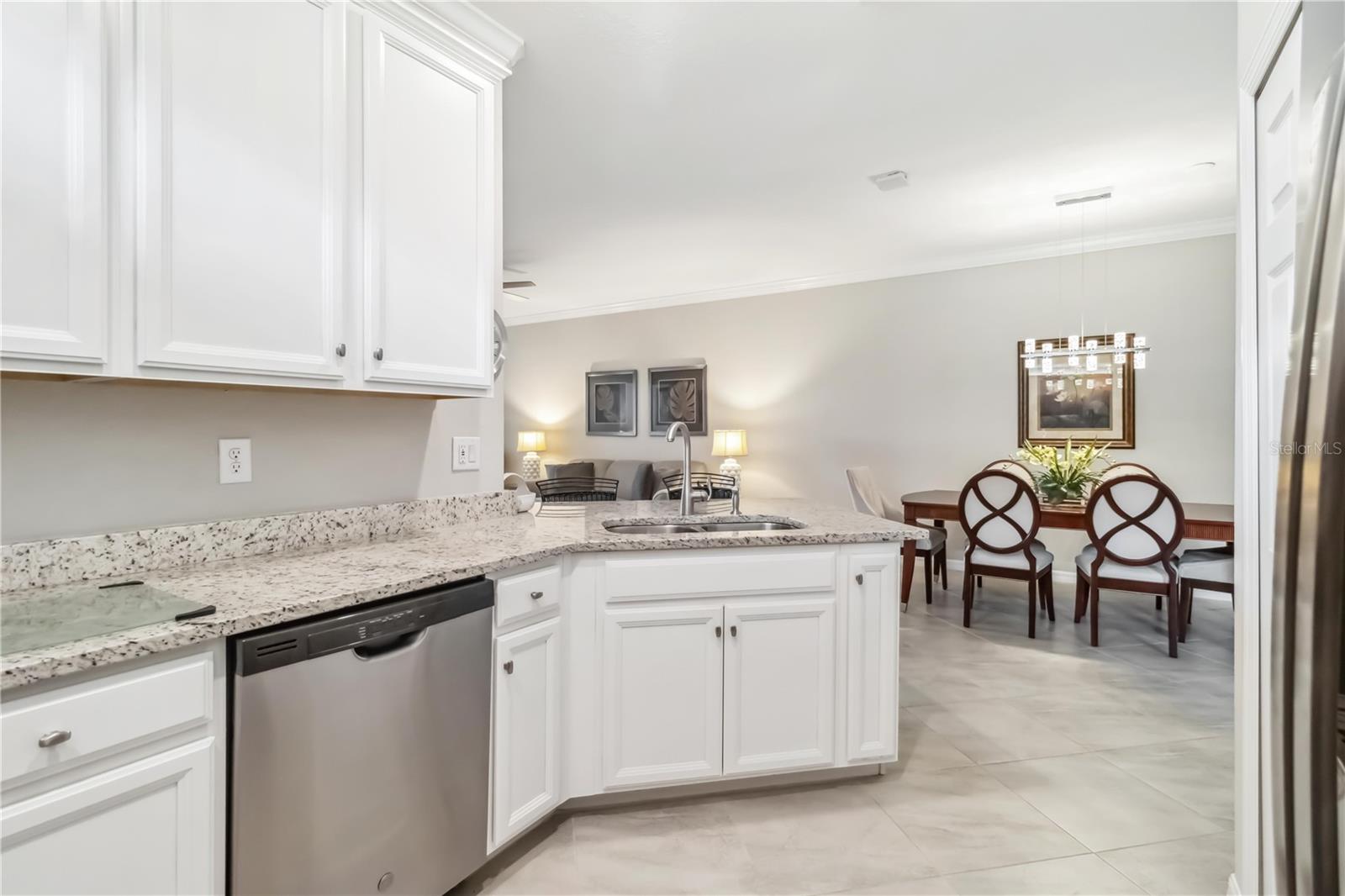 Image 18 of 62 For 24028 Canterwood Way