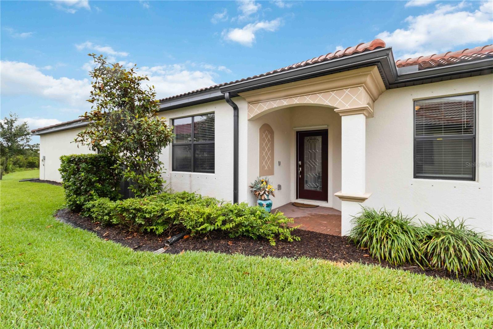 Image 2 of 62 For 24028 Canterwood Way