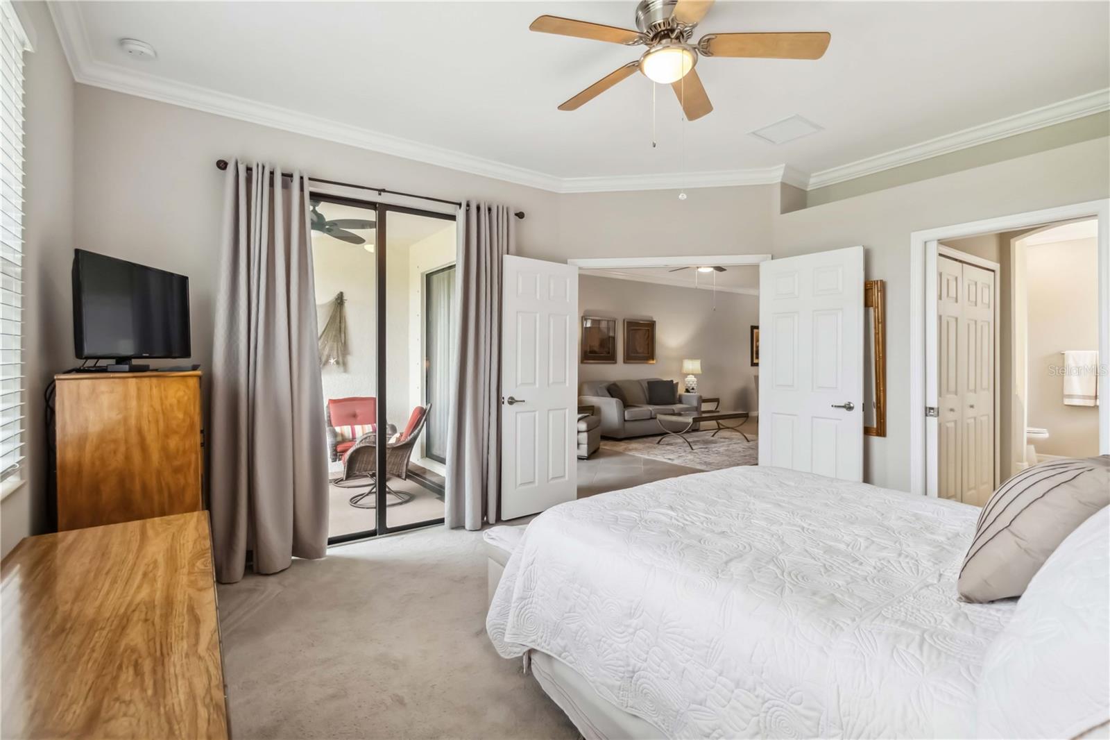 Image 26 of 62 For 24028 Canterwood Way
