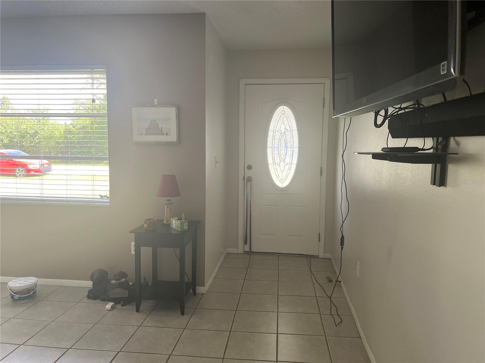 Image 6 of 53 For 11029 Vanessa Avenue