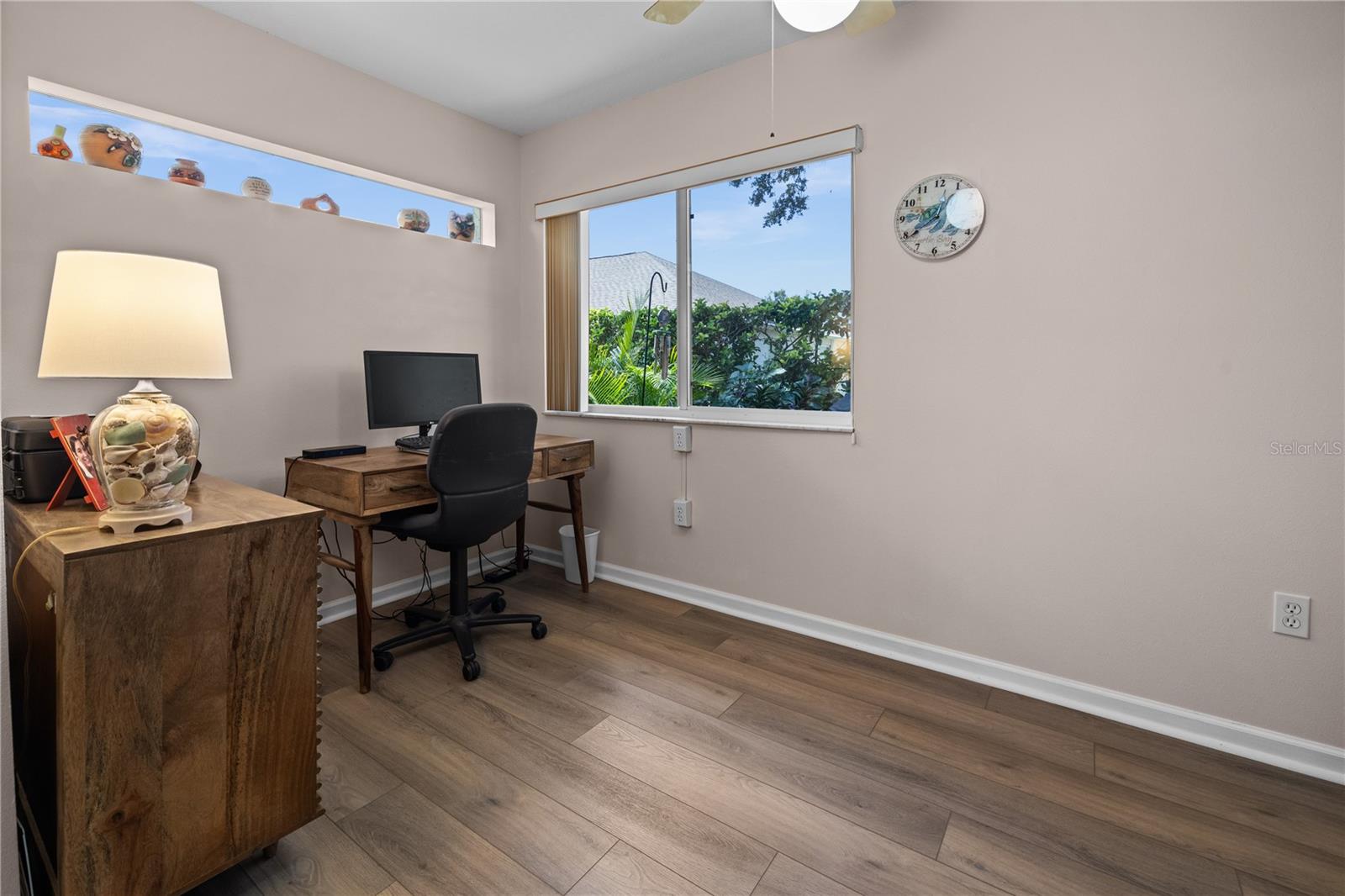 Image 17 of 54 For 237 Park Forest Boulevard