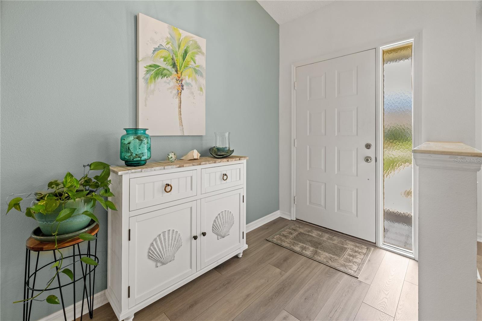 Image 4 of 54 For 237 Park Forest Boulevard