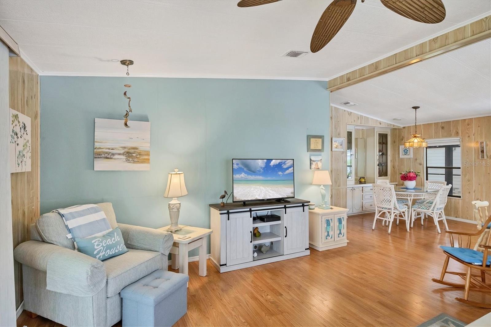 Image 11 of 46 For 742 Portwine Court 17