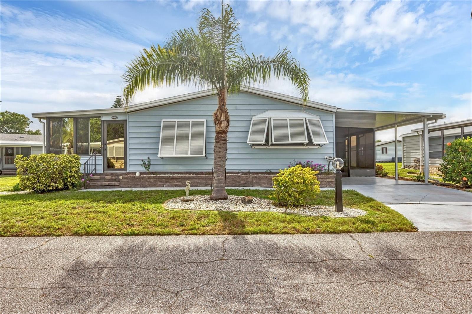 Image 7 of 46 For 742 Portwine Court 17