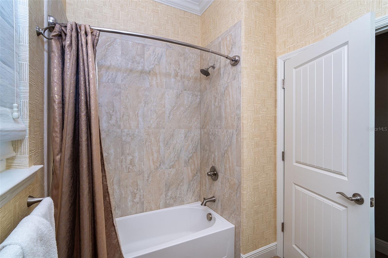 Image 42 of 61 For 10487 Coquina Court
