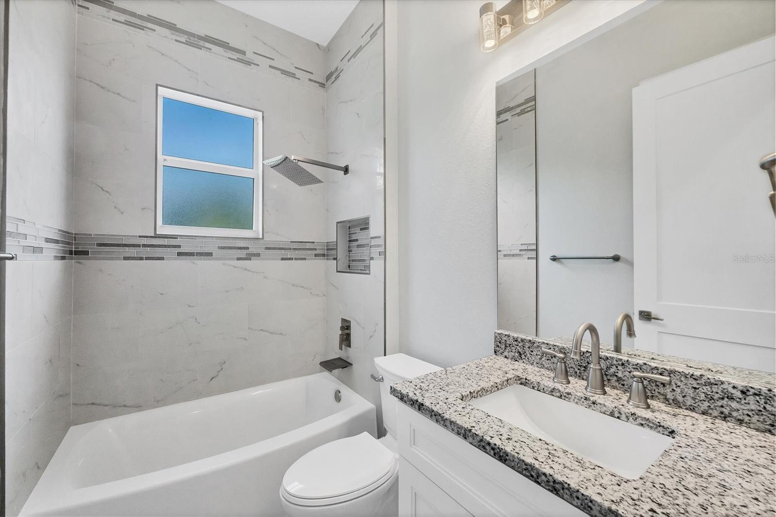 Image 22 of 41 For 123 Ferdon Circle