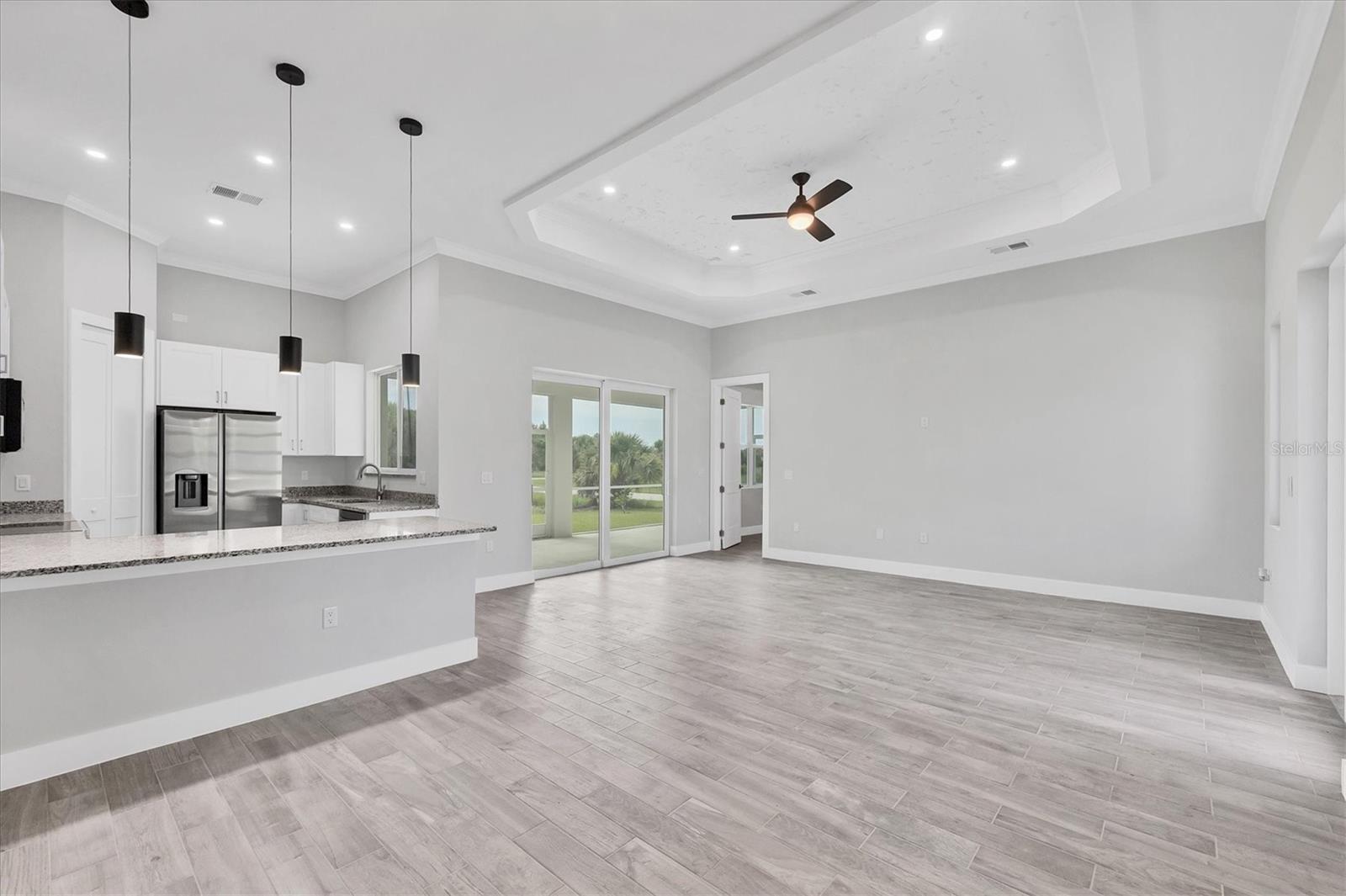 Image 7 of 41 For 123 Ferdon Circle