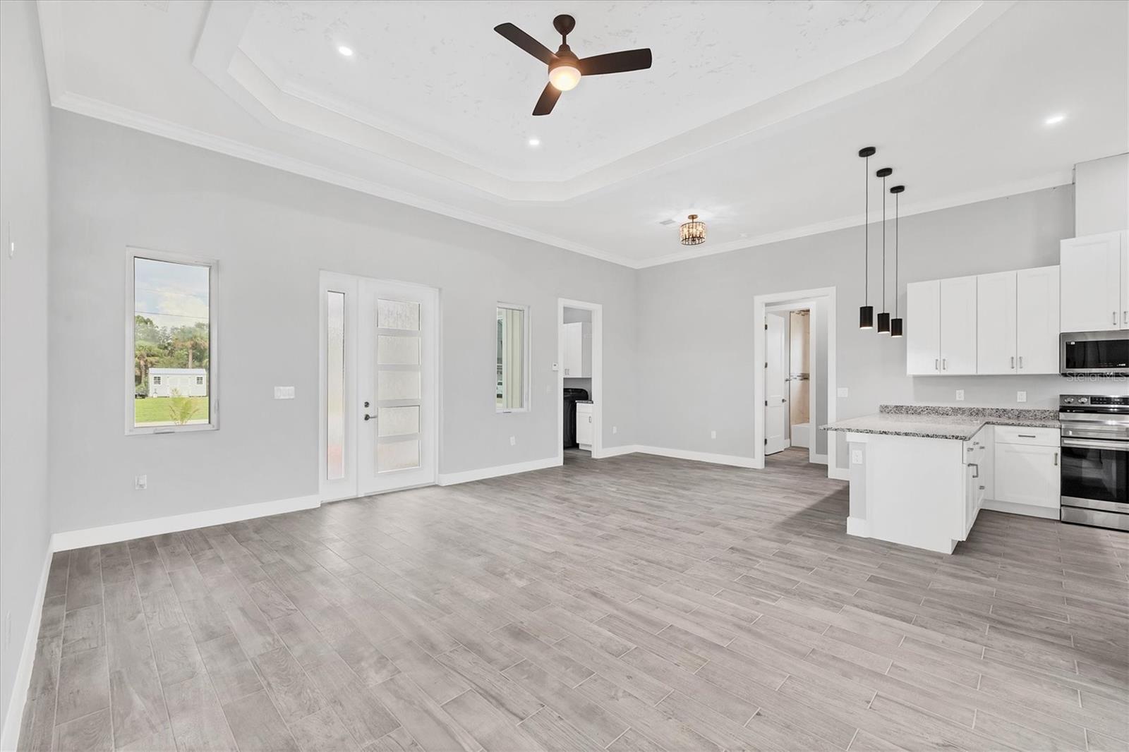 Image 9 of 41 For 123 Ferdon Circle
