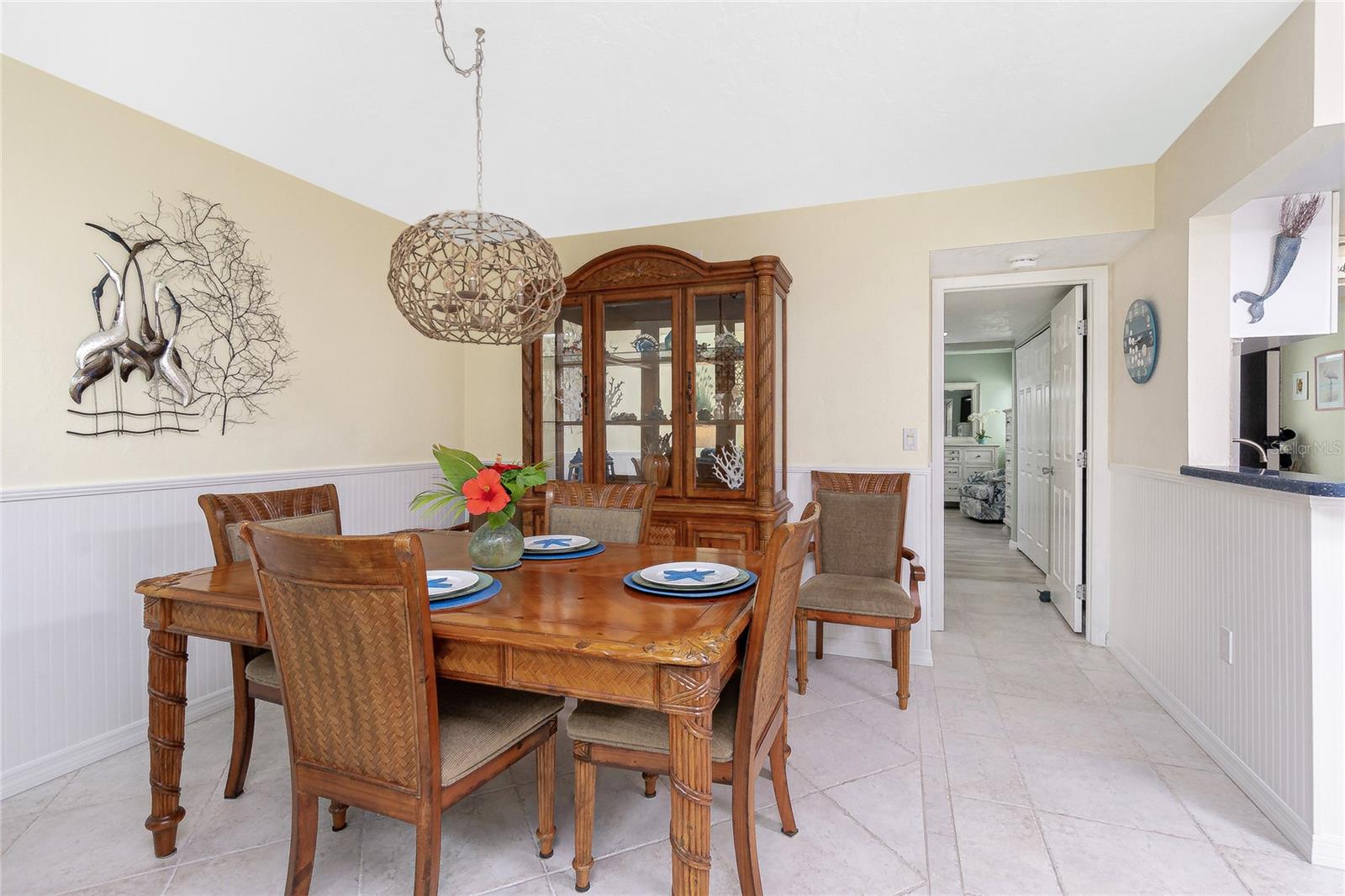 Image 12 of 54 For 2955 Beach Road C123