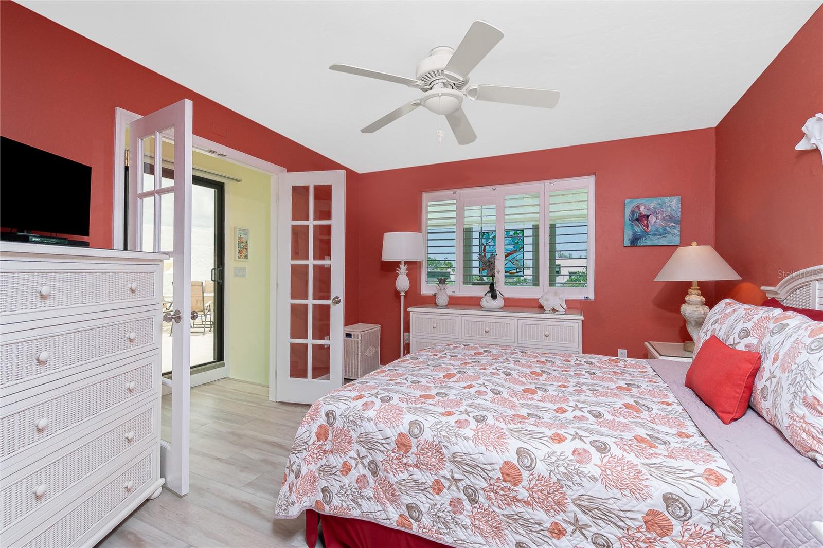 Image 34 of 54 For 2955 Beach Road C123
