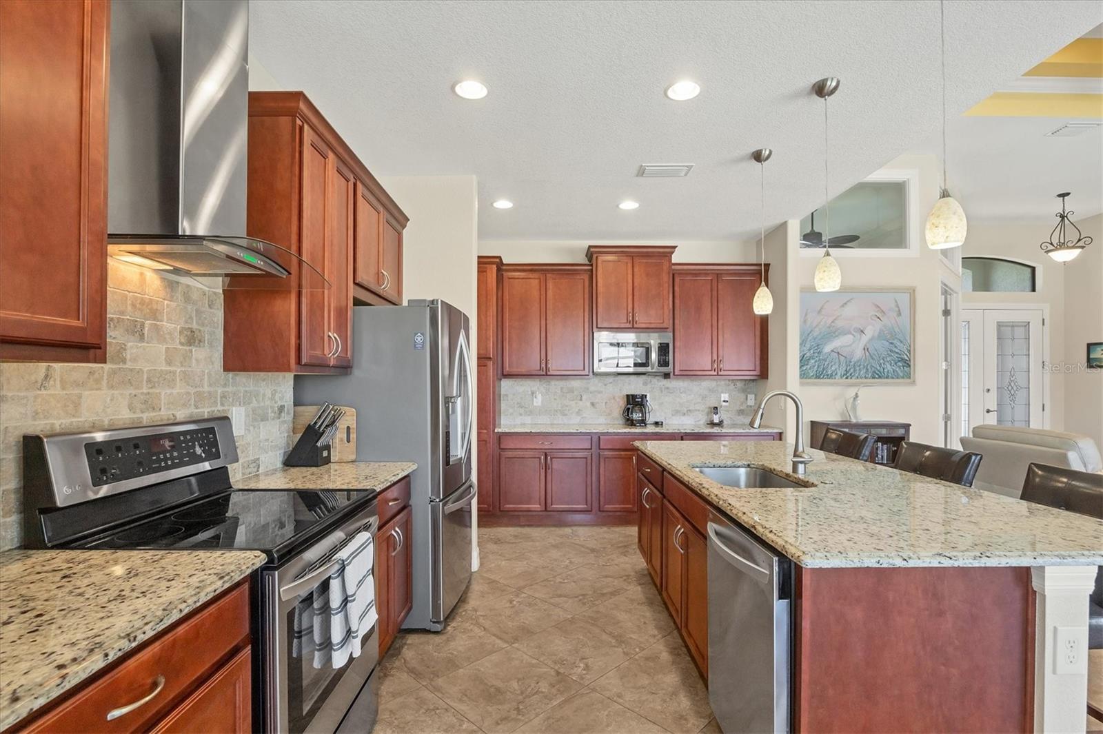 Image 11 of 53 For 15128 Hennipen Circle