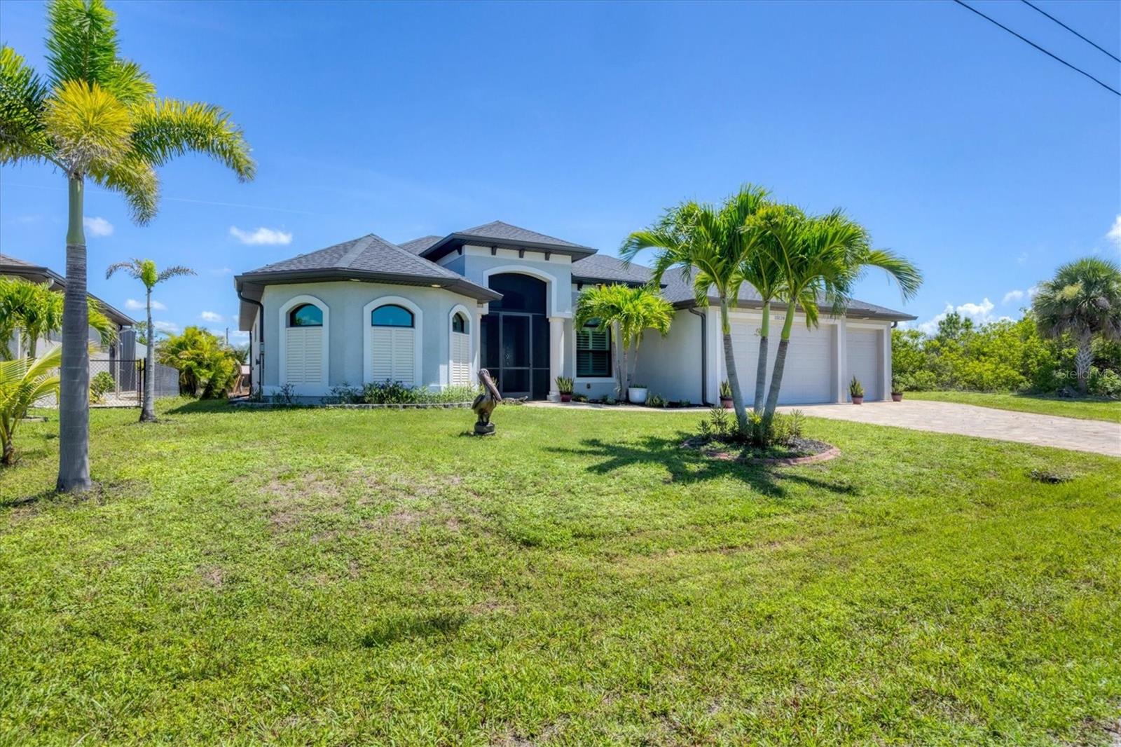 Image 2 of 53 For 15128 Hennipen Circle