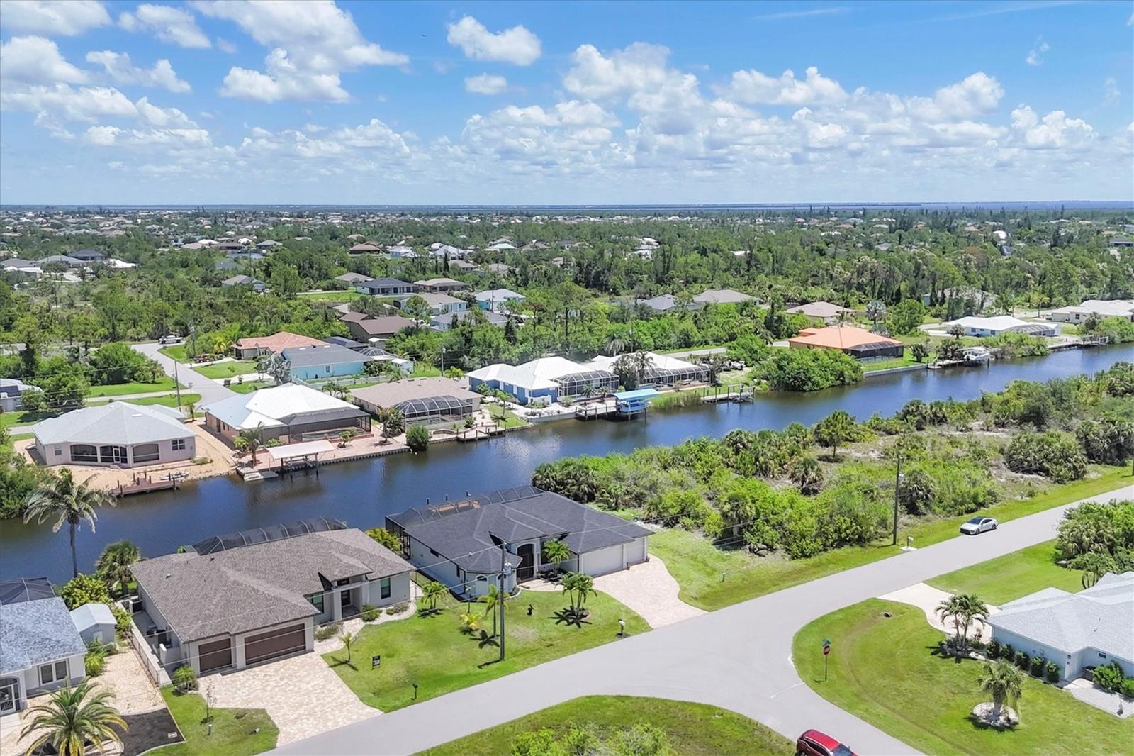 Image 39 of 53 For 15128 Hennipen Circle