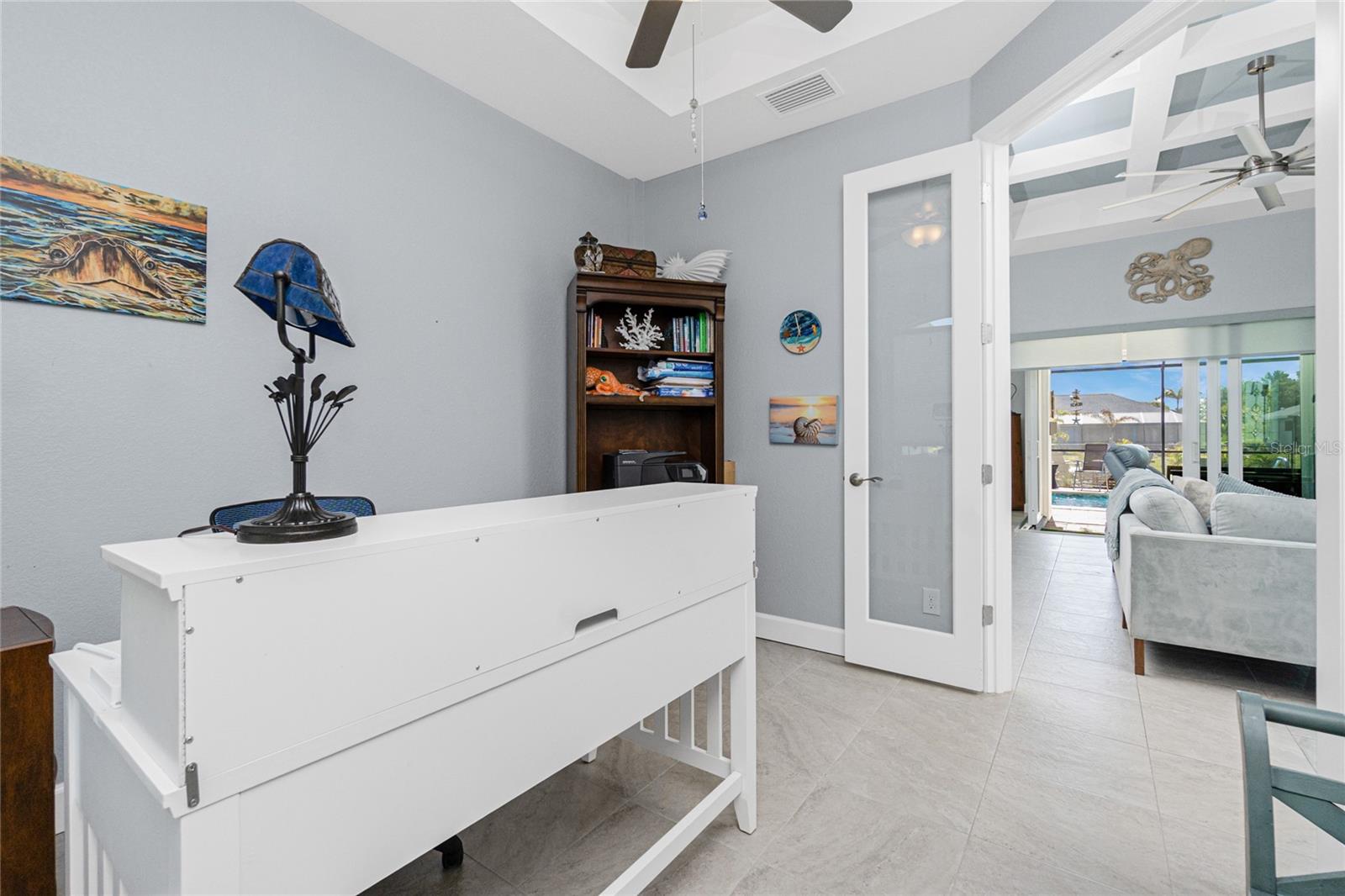Image 17 of 47 For 262 Rotonda Boulevard N