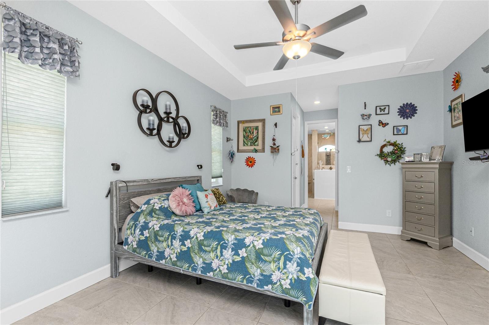 Image 19 of 47 For 262 Rotonda Boulevard N