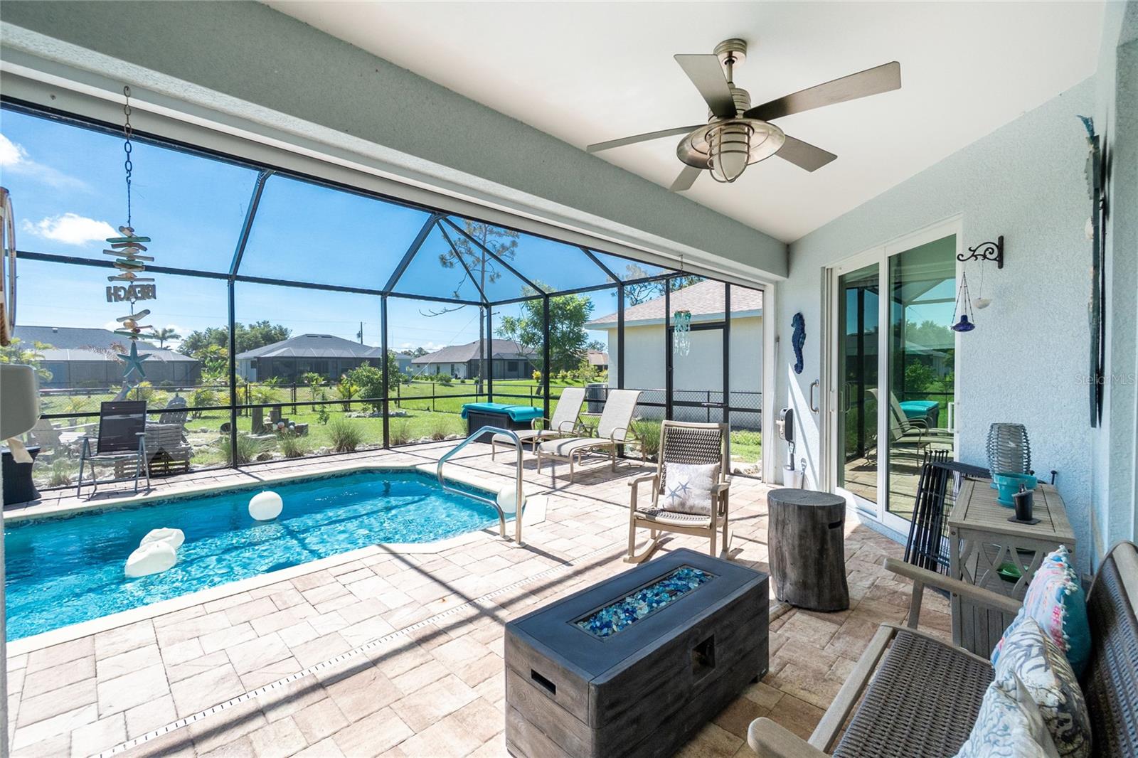 Image 31 of 47 For 262 Rotonda Boulevard N