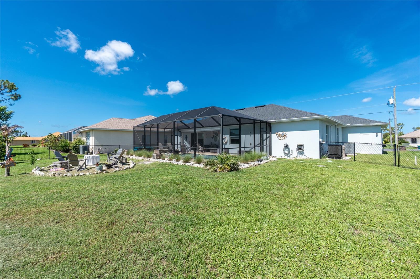 Image 38 of 47 For 262 Rotonda Boulevard N