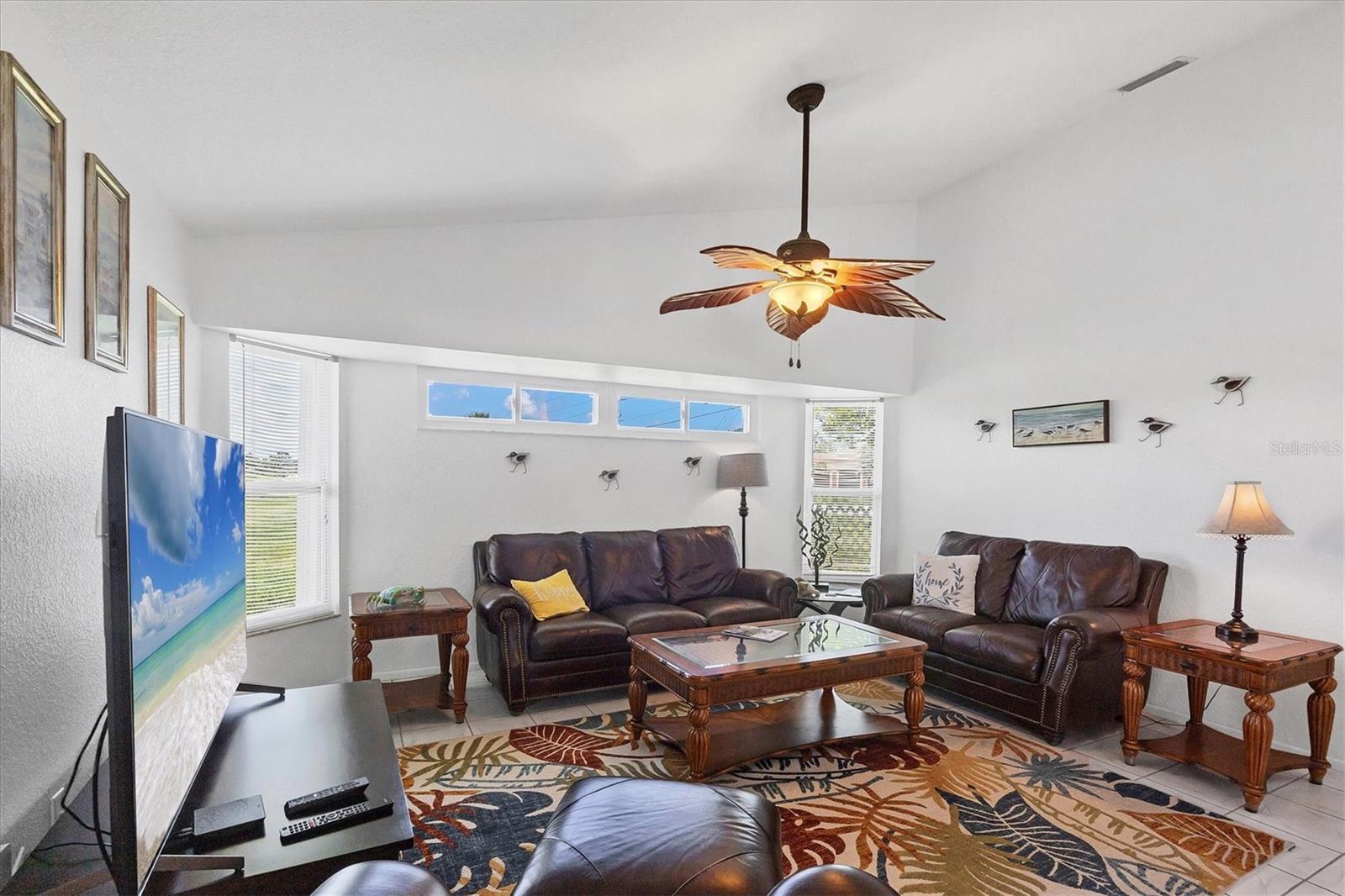 Image 12 of 54 For 727 Rotonda Circle