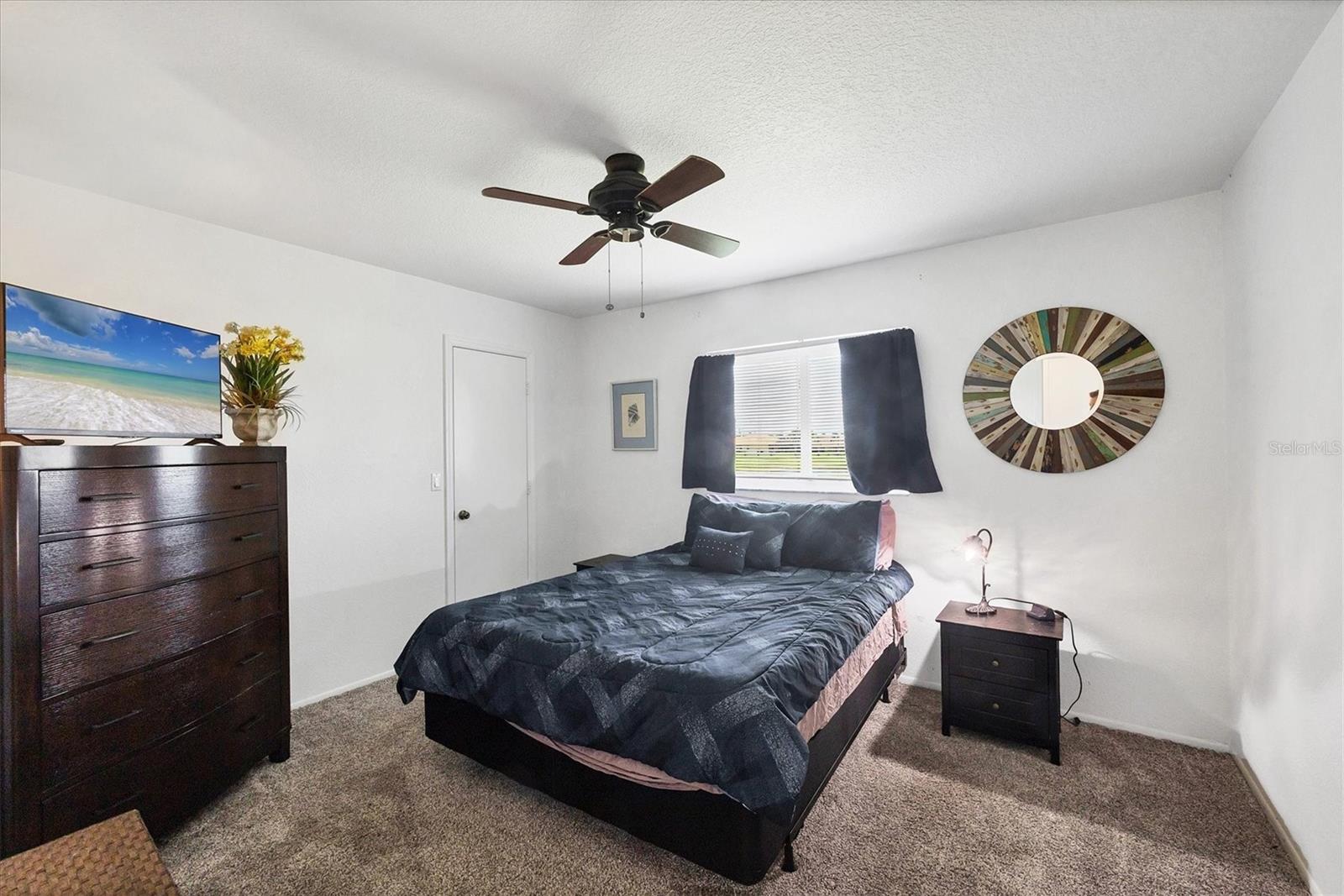 Image 28 of 54 For 727 Rotonda Circle