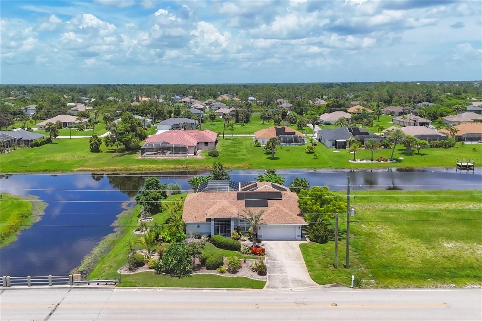 Image 3 of 54 For 727 Rotonda Circle