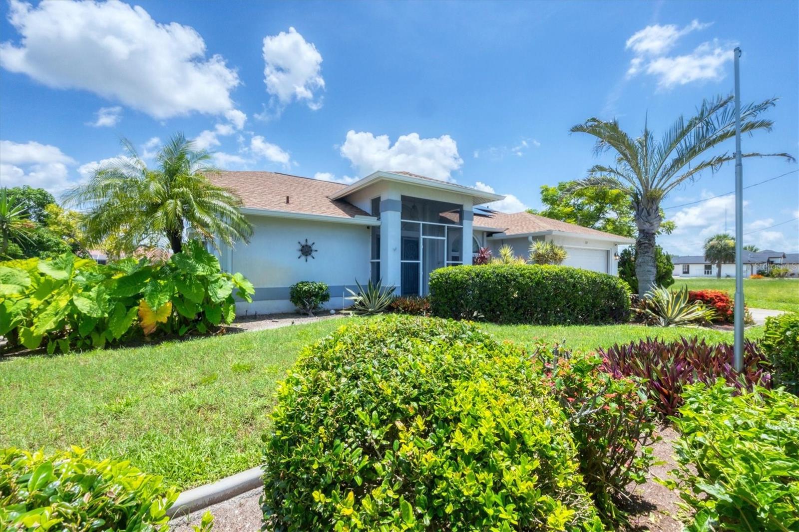 Image 6 of 54 For 727 Rotonda Circle