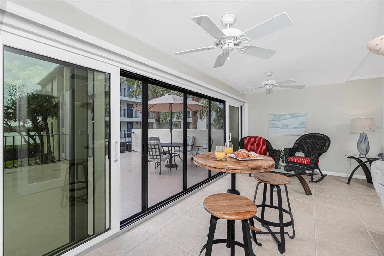 Listing photo id 20 for 1701 Beach Road 207