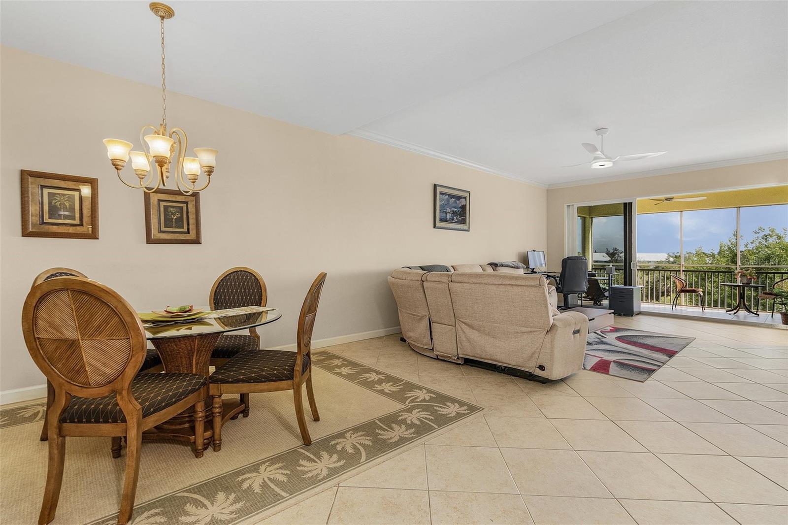 Image 7 of 33 For 8541 Amberjack Circle 202