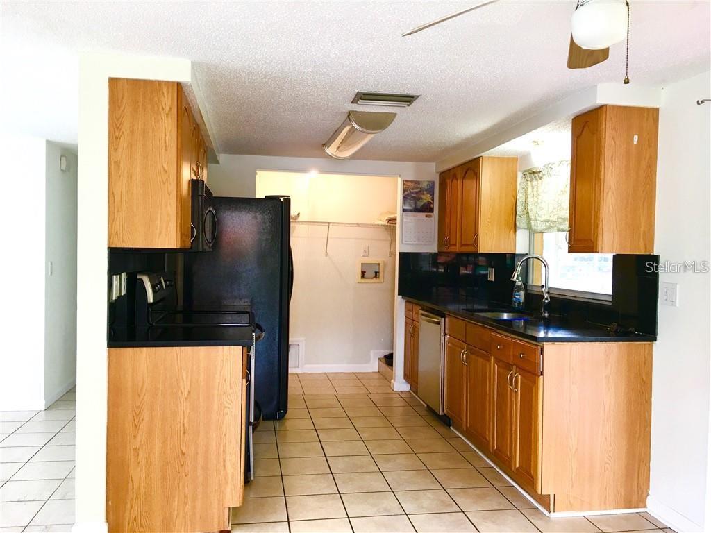 Image 10 of 27 For 22353 Buffalo Avenue